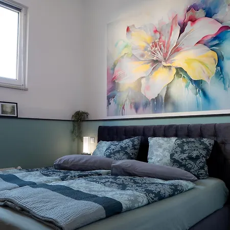 Zentrumsnah 140qm - 4 Schlafzimmer, Zwei Baeder Und Grosses Wohnzimmer Und Essbereich * Eisenach
